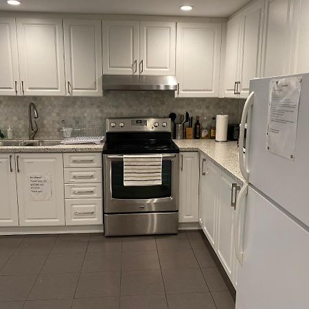 Yonge And Finch Subway !U Spacious & Cozy Private Bdr With Shared Bathroom Toronto Exterior photo